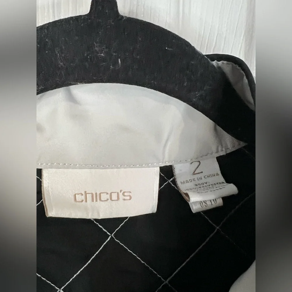 Chico’s Women’s Quilted Gray Jacket - Size 2 (Large - 12)